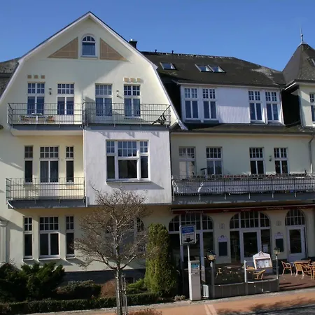 Malve Hinterhaus